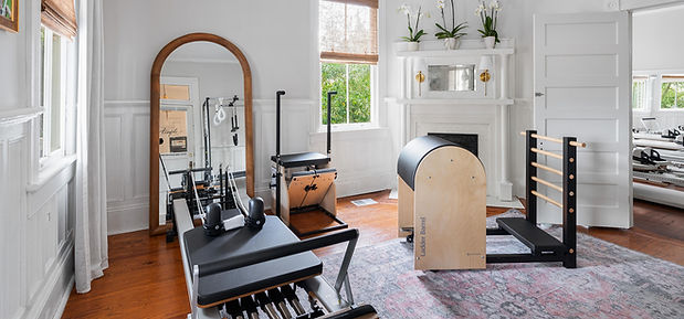 TemplePilates-2_edited.jpg