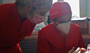 Alessandra e Martina Igieniste Verona.jpg