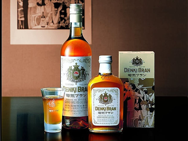 電気ブランと偽電気ブラン 大阪 梅田 アニメバー 電気ブランと偽電気ブラン 大阪 梅田 アニメバー