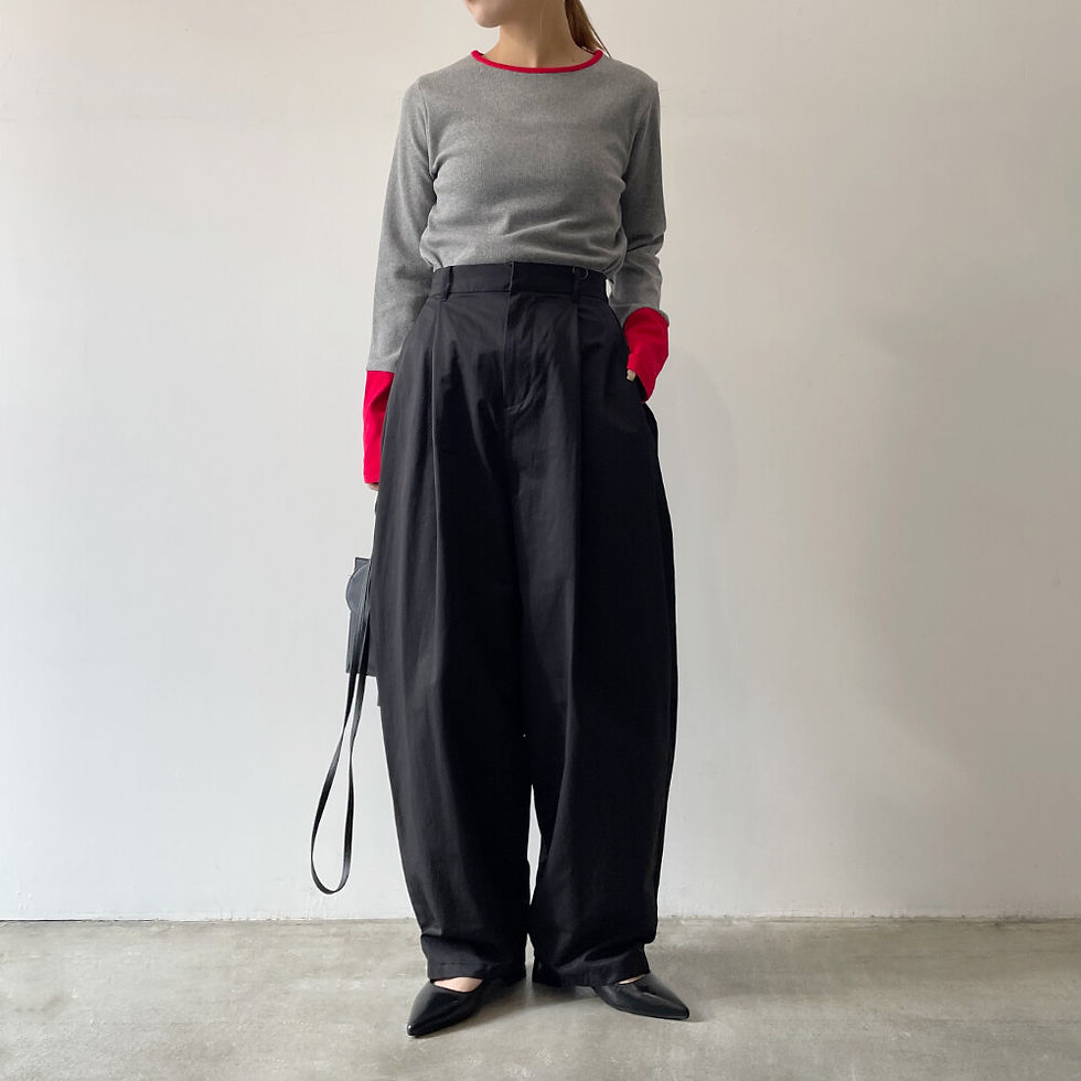 カーブシルエットパンツ