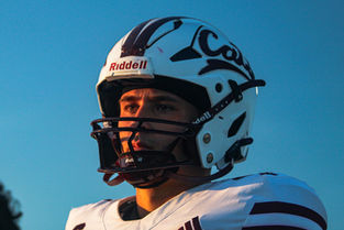 Calallen Dominates Moody in District Opener, Rolls to 69-7 Victory