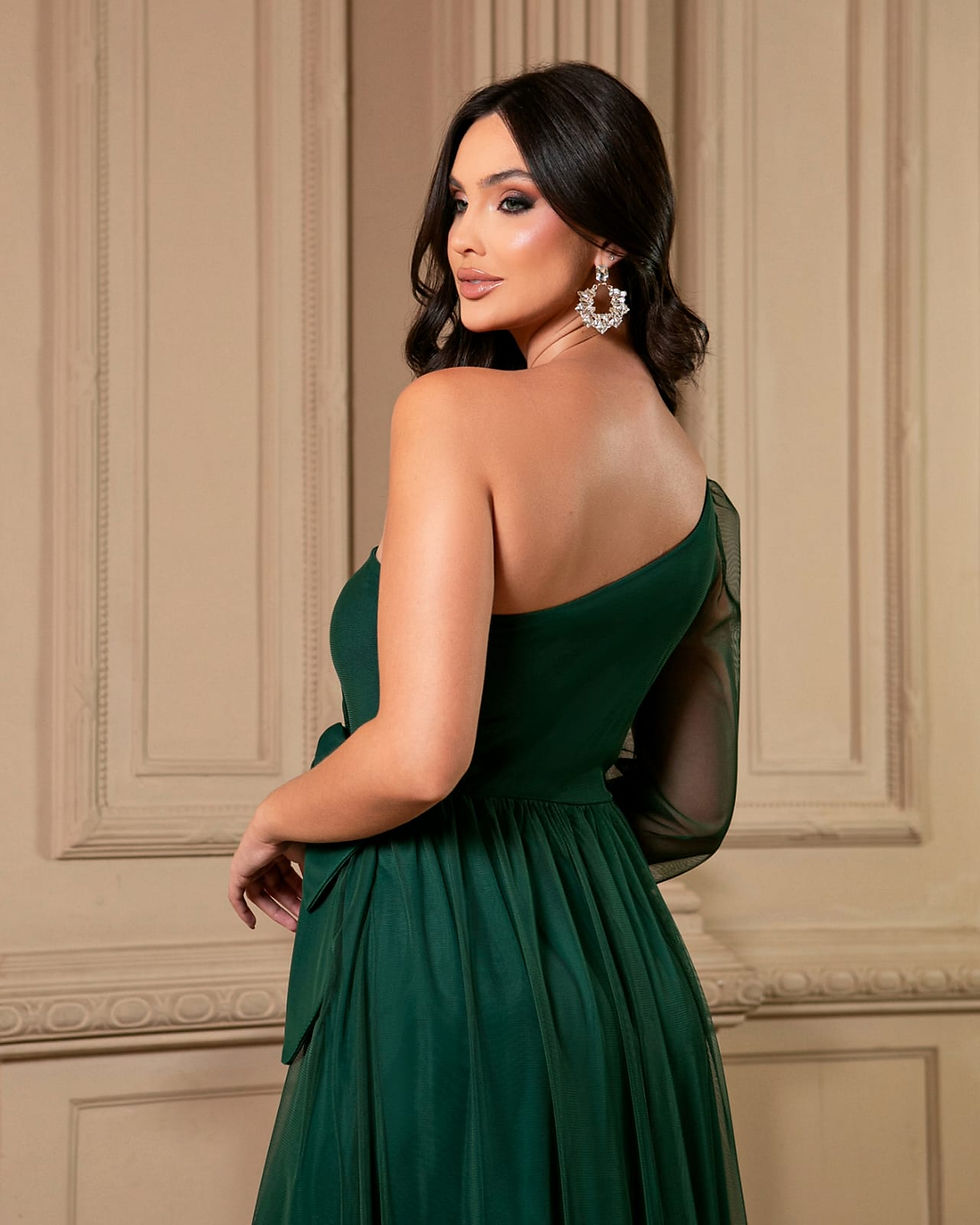 Miniatura: Vestido de festa longo em tule, manga longa um ombro só com laço