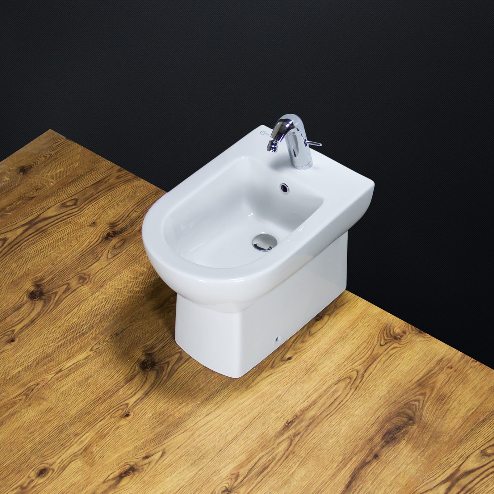 Bidet Modern Back To Wall White Ceramic Floor Mounted Bathroom Cloakroom