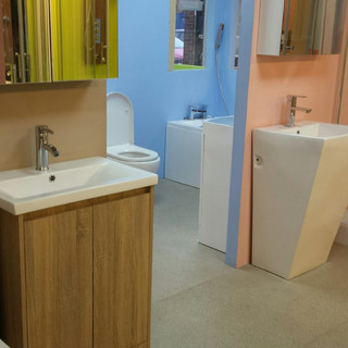 Home Goods| UK | Bathroom Store, Kitchen, Bath, Remodeler, Luton, UK