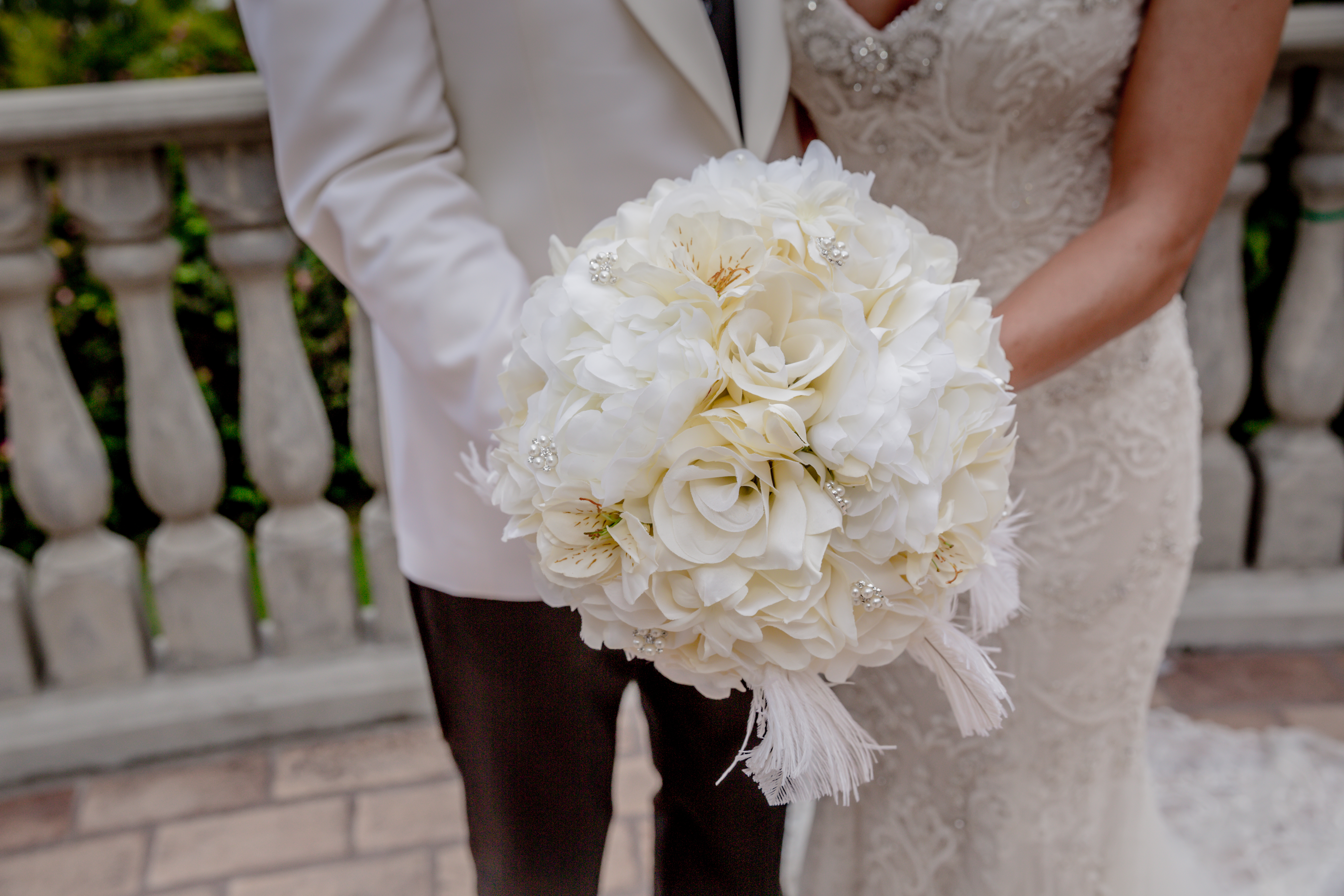White Roses Wedding Photographer