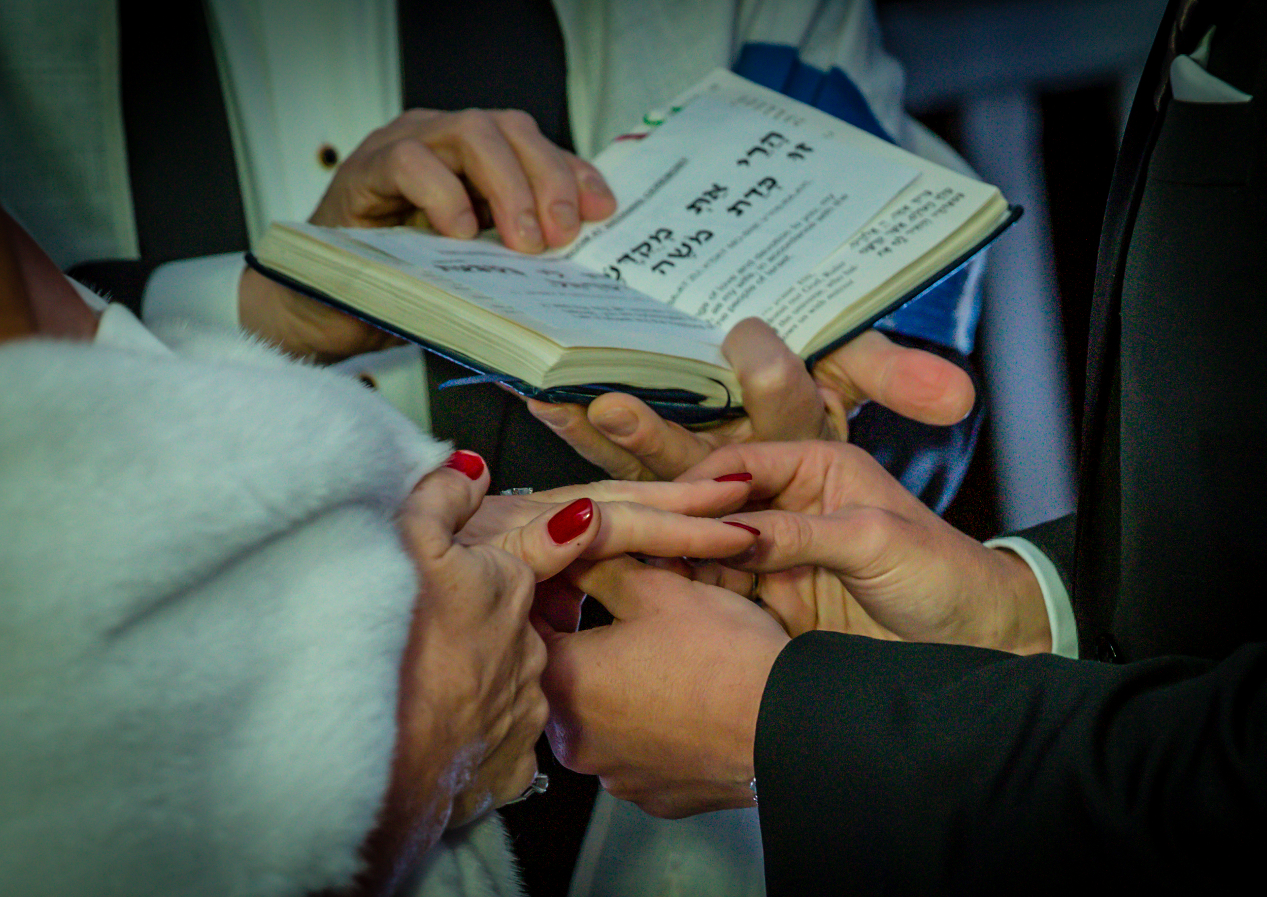 Jewish Wedding Photographer Shutters