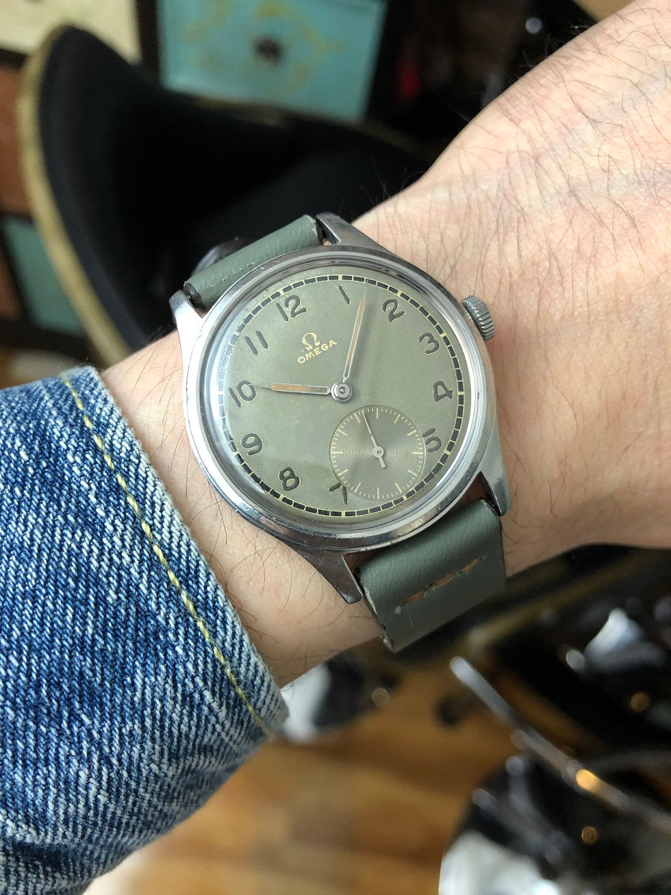 Thumbnail: 1946 OMEGA MILITARY STYLE WATCH
