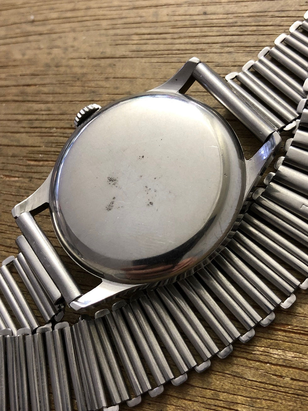 Thumbnail: 1943 OMEGA MILITARY-STYLE WATCH