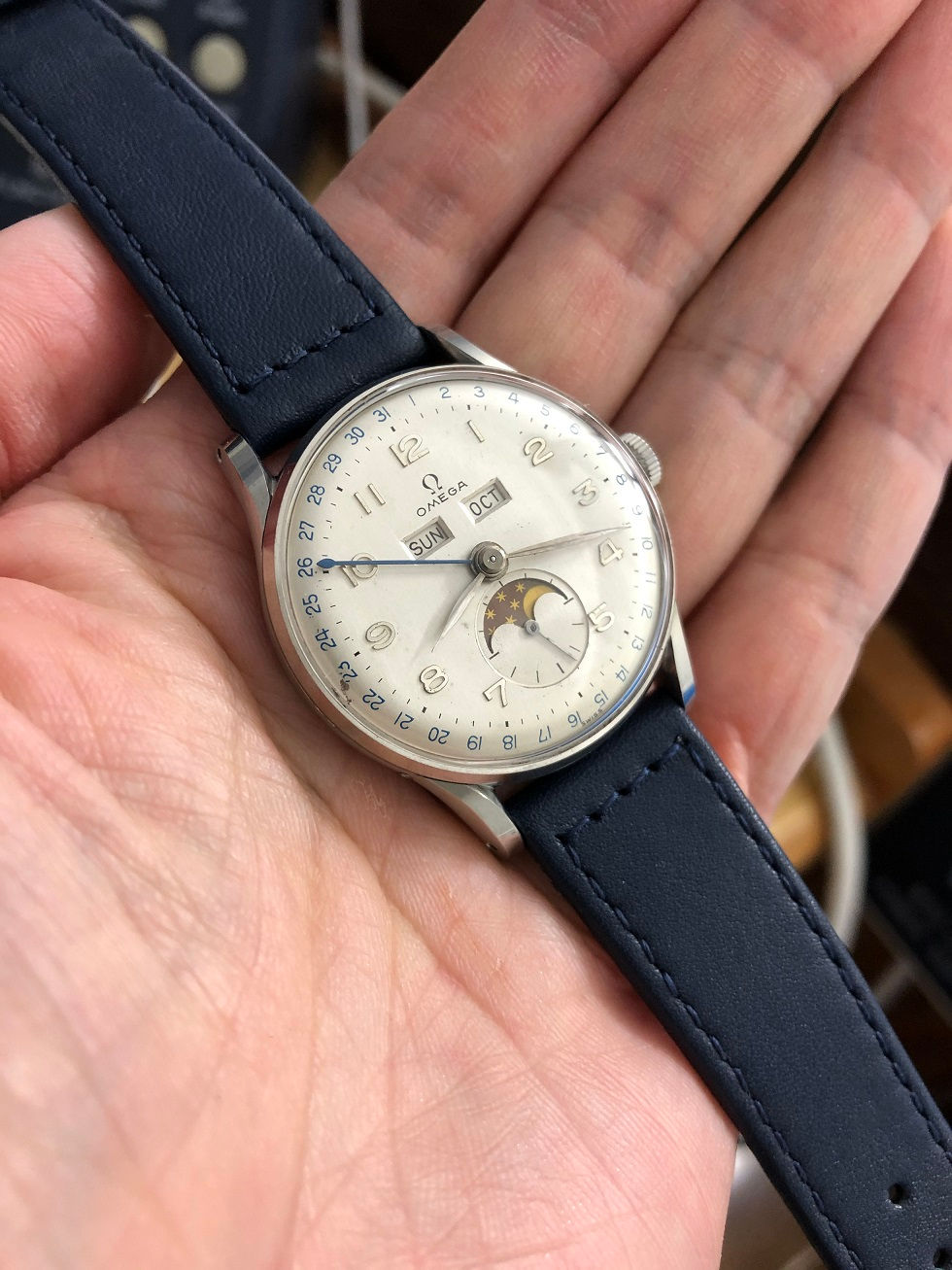Thumbnail: 1947 OMEGA COSMIC MOONPHASE TRIPLE CALENDAR