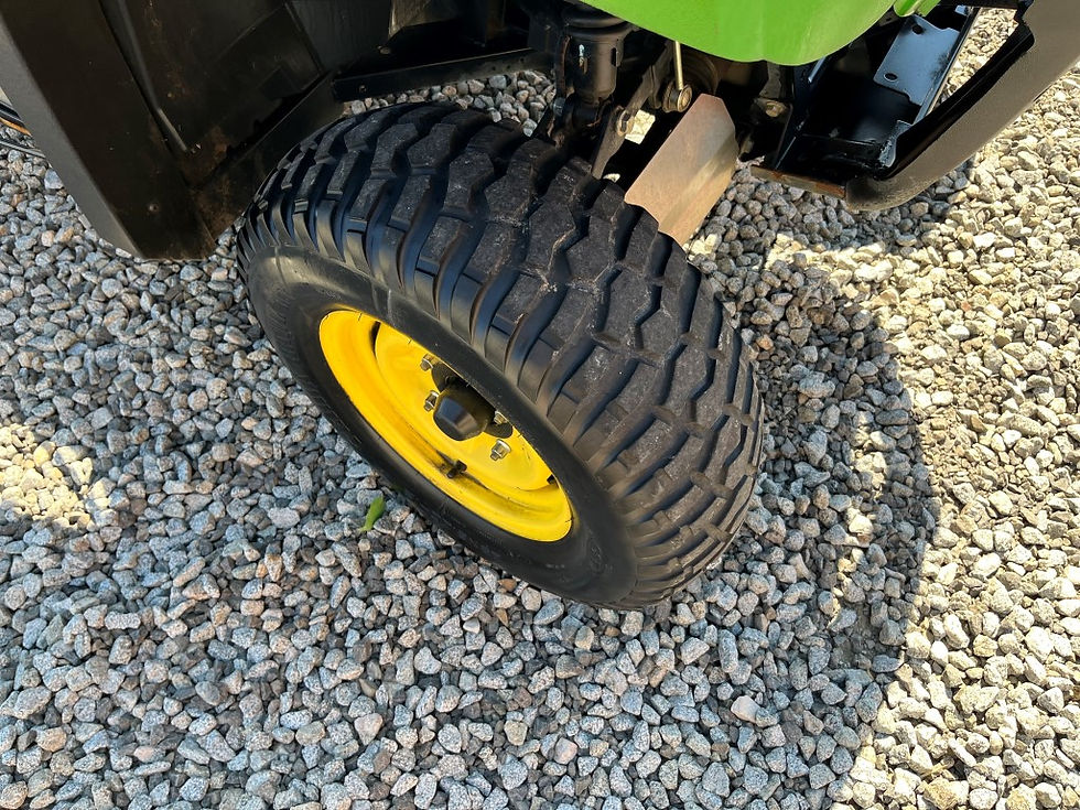 Thumbnail: 2015 John Deere Gator XUV550 4x4 Utility Vehicle