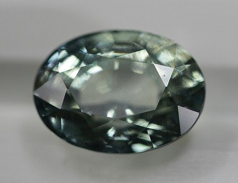 Zweifarbiger Saphir der GEM FACTORY gmbH aus Madagaskar