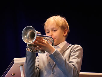 Miikael Nõlvak Keskmine VR I koht Kohila Kunstide Kool.jpg