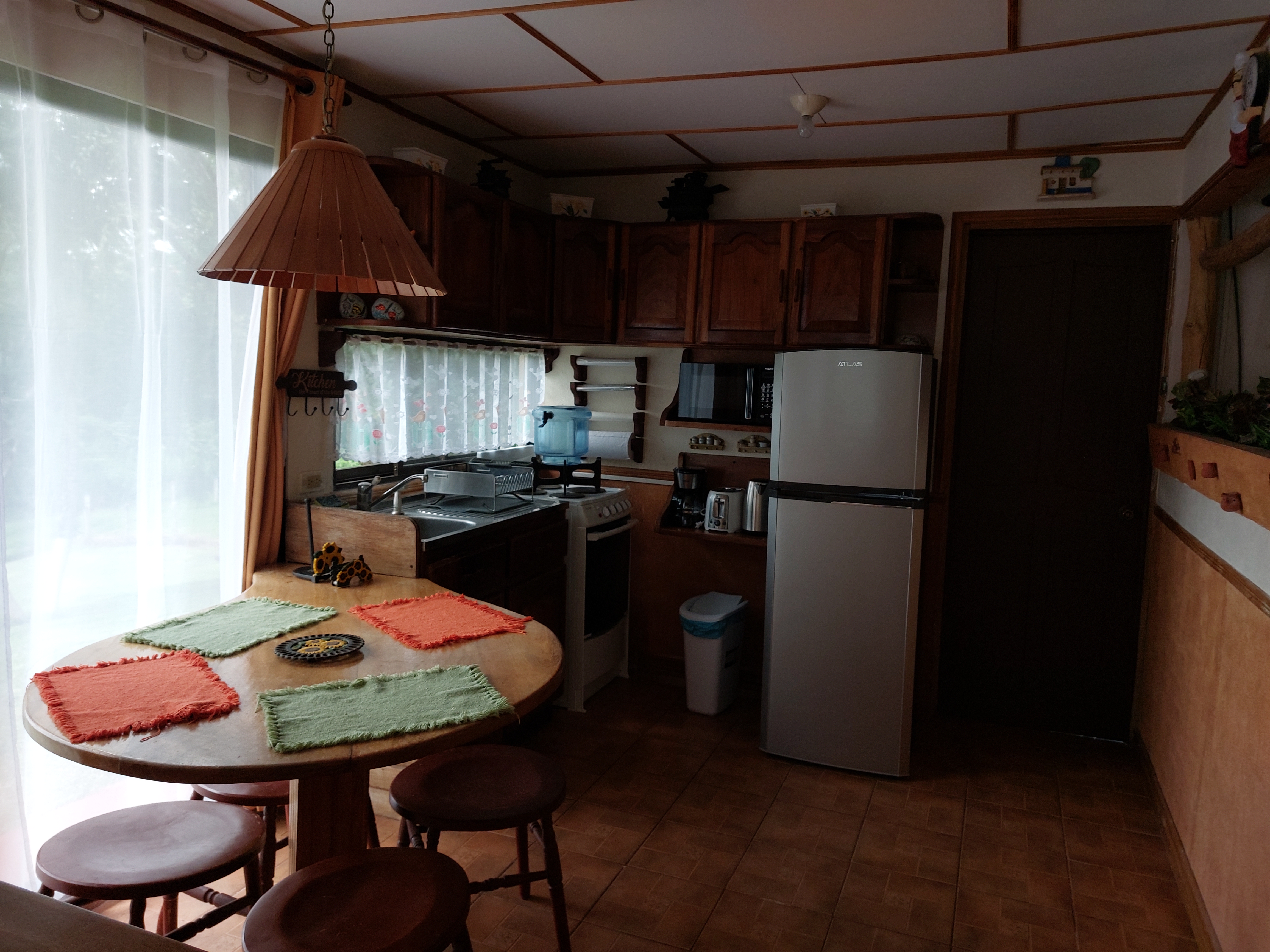 Beautiful 2 BD/1BA Cotagge + office, large enclosed backyard - San Luis