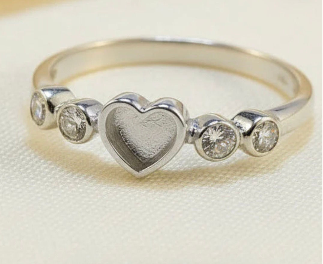 Heart and CZ stones Memorial Ring