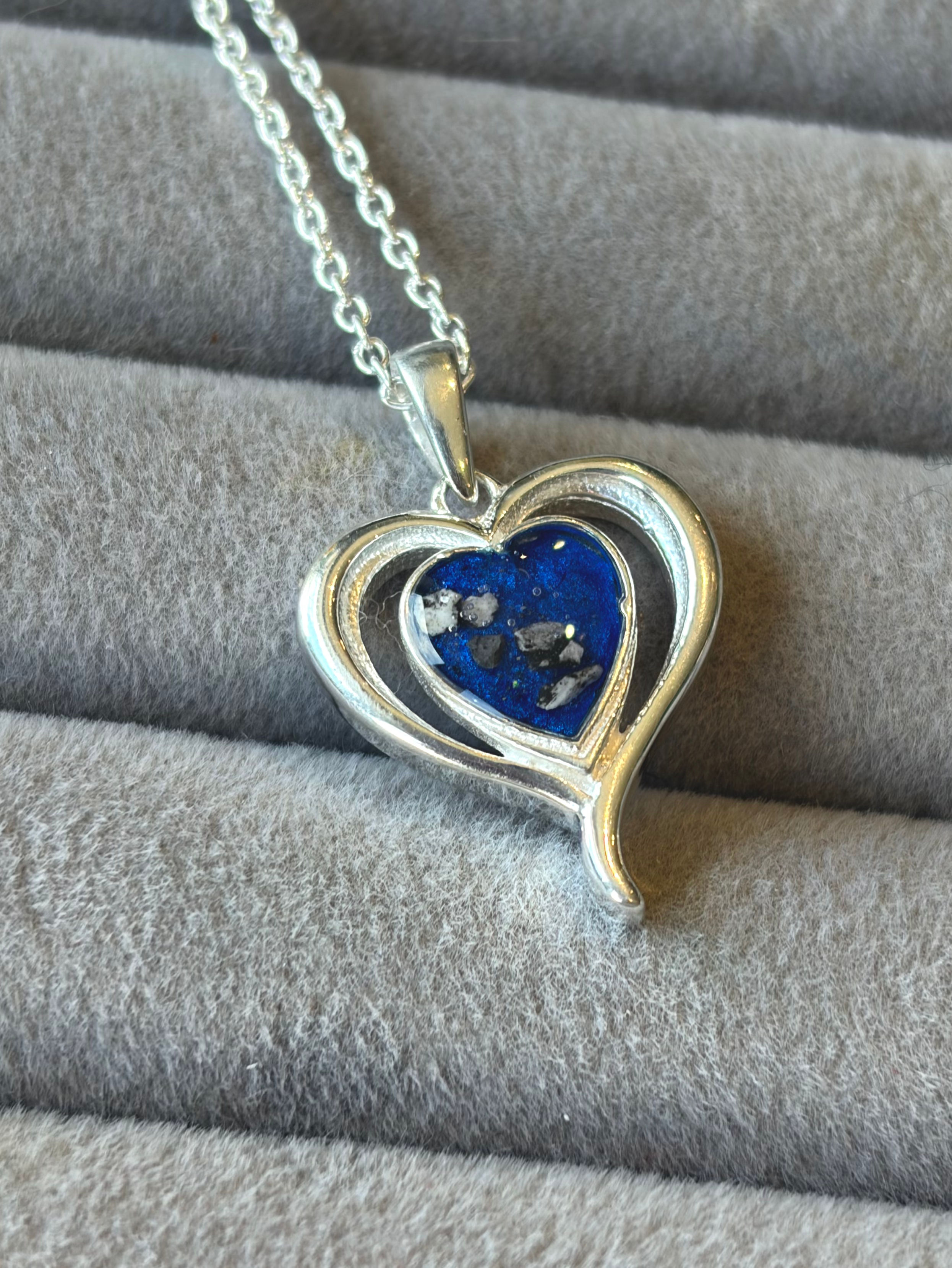 The Atgof Heart Memorial Ashes/ Fur Pendant 