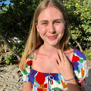 Julia Zabinska '22, Finance Director