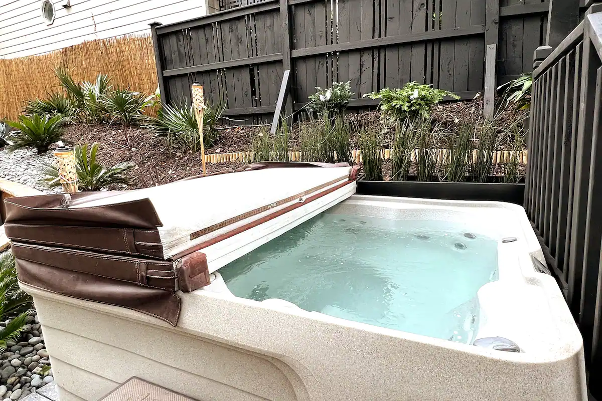 Hot tub