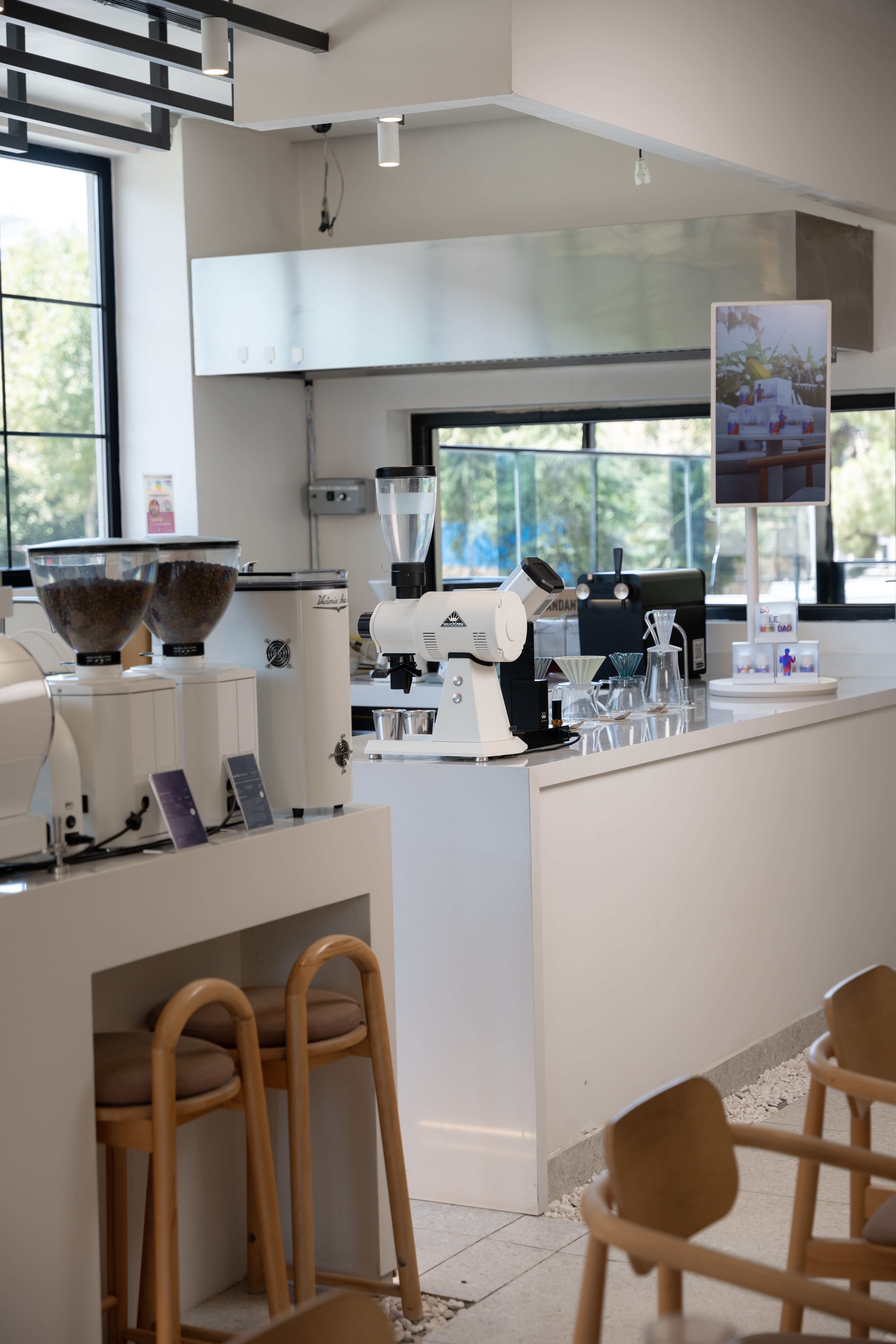 Meet Lab Coffee — Bağdat Caddesi