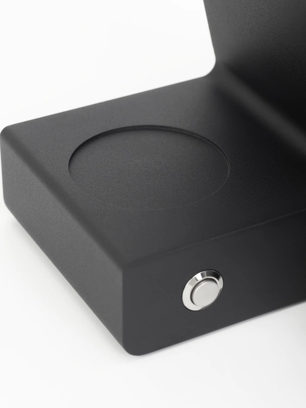 varia_vs3-grinder_black_button-close-up.webp