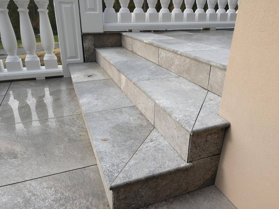 Porcelain wBaluster 19