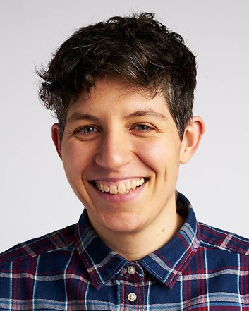 Sarah_4_crop.jpg