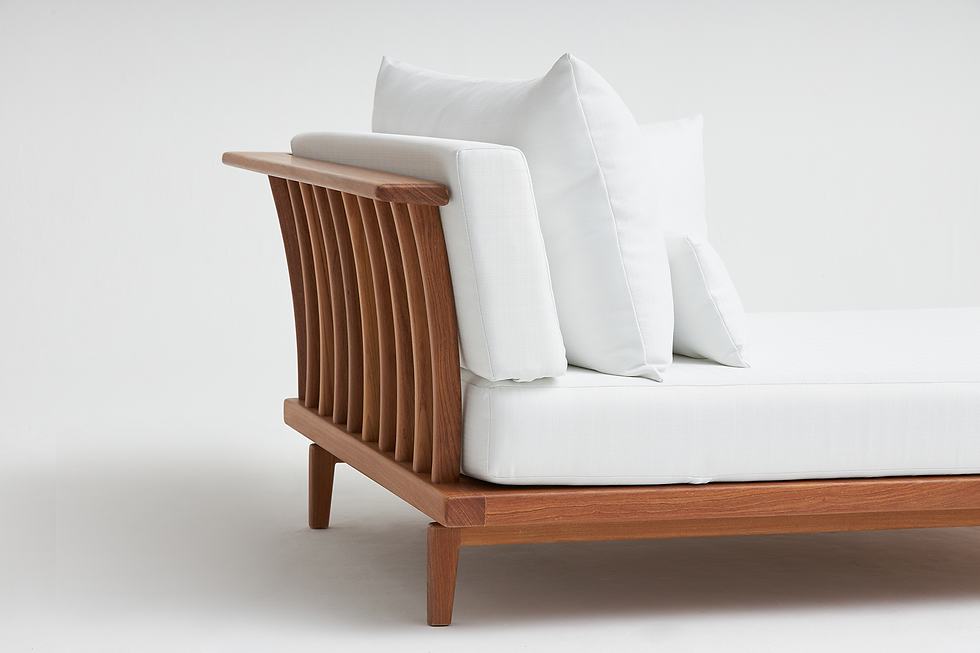 Thumbnail: Araçary Chaise Lounge