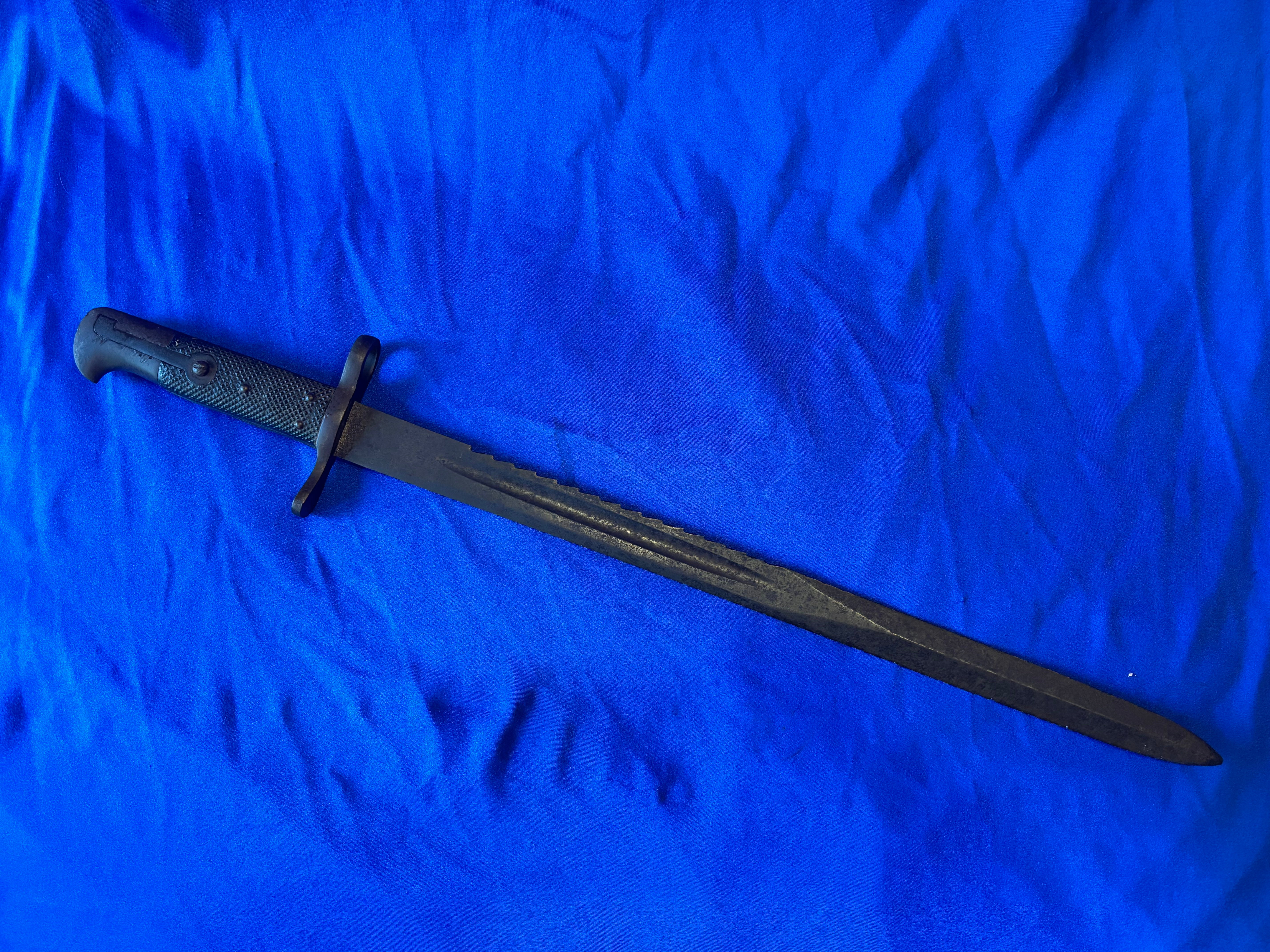 1875 Henry saw back bayonet (J110)