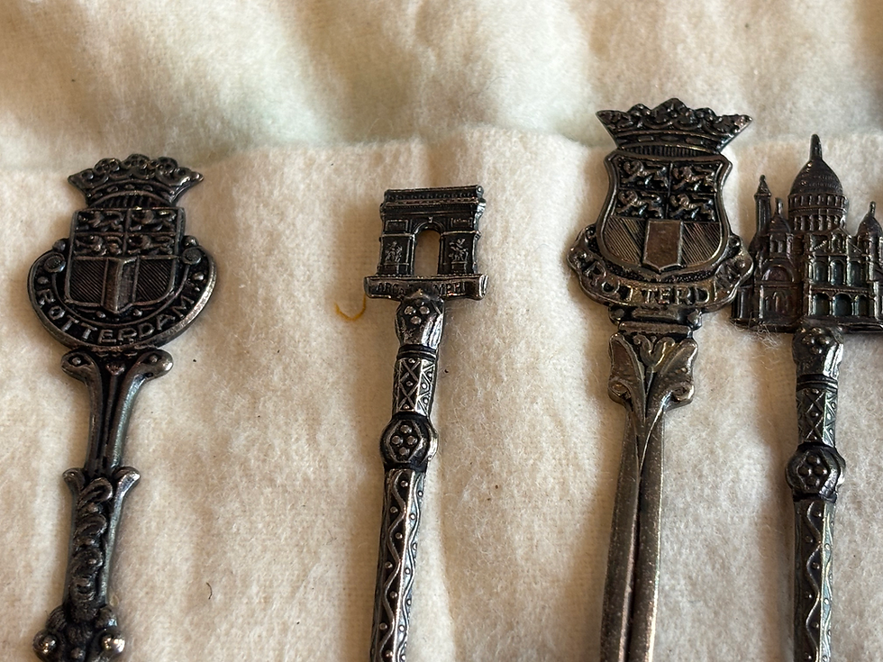 Thumbnail: Spoon Collection (G231)