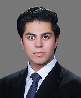 ismail.headshot.jpg