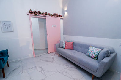 FOTO Do SOFA CINZA.jpg