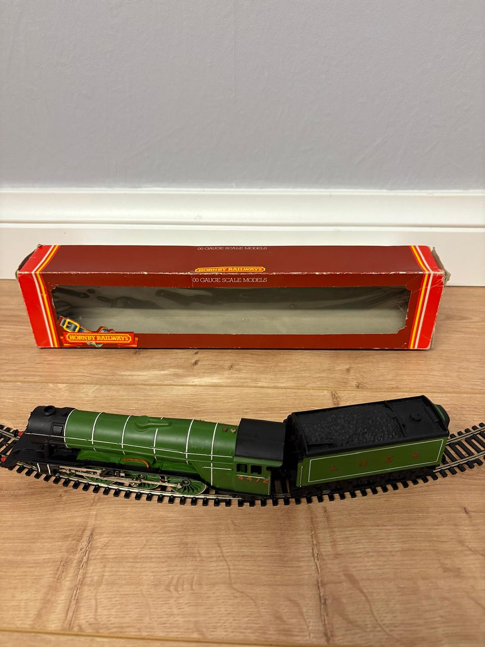 Thumbnail: Hornby Railways R.322 OO Gauge LNER Flying Scotsman
