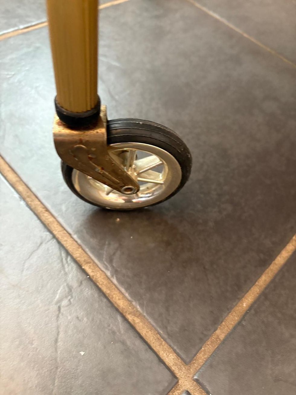 Thumbnail: Elegant Bar Serving Trolley