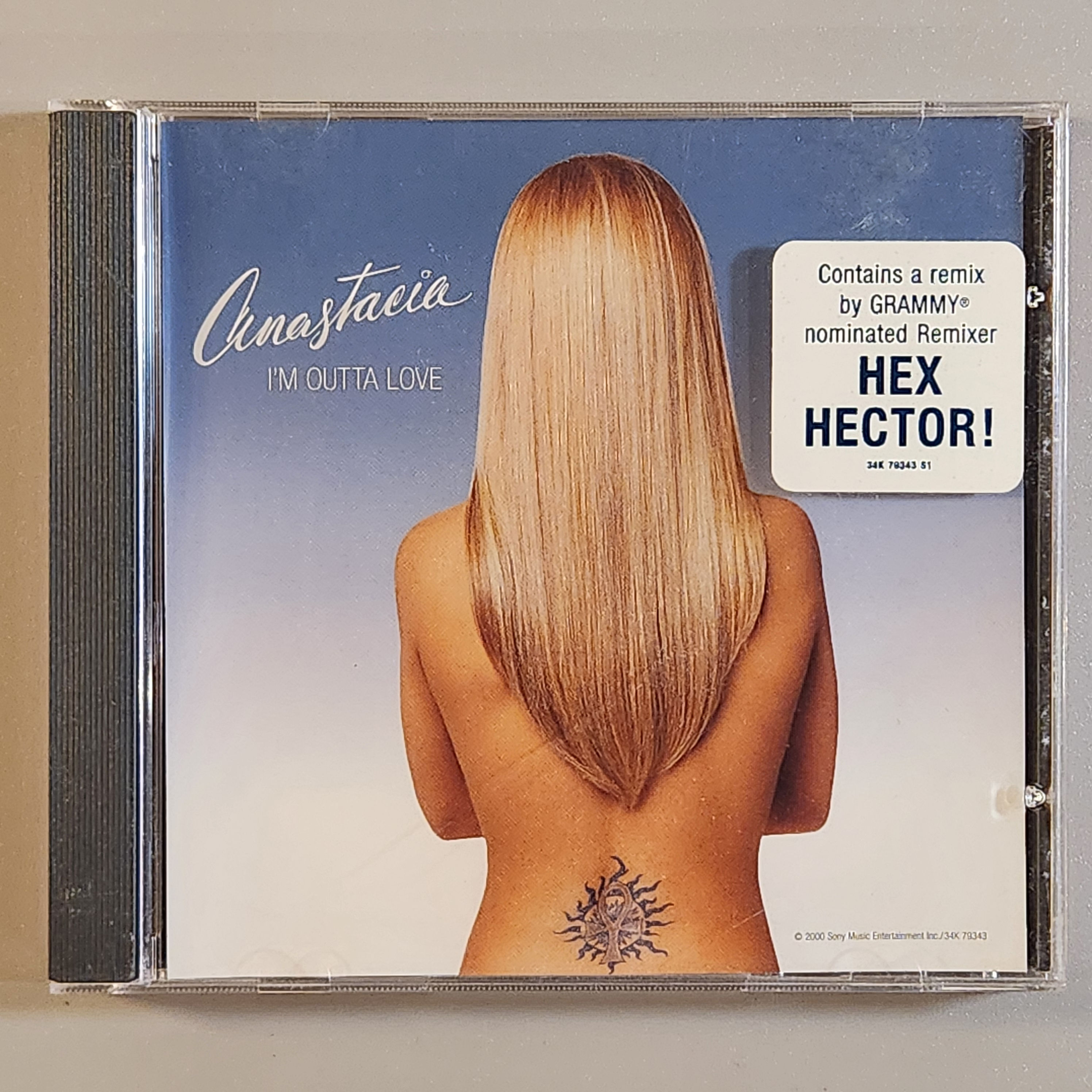 Anastacia - I'M OUTTA LOVE