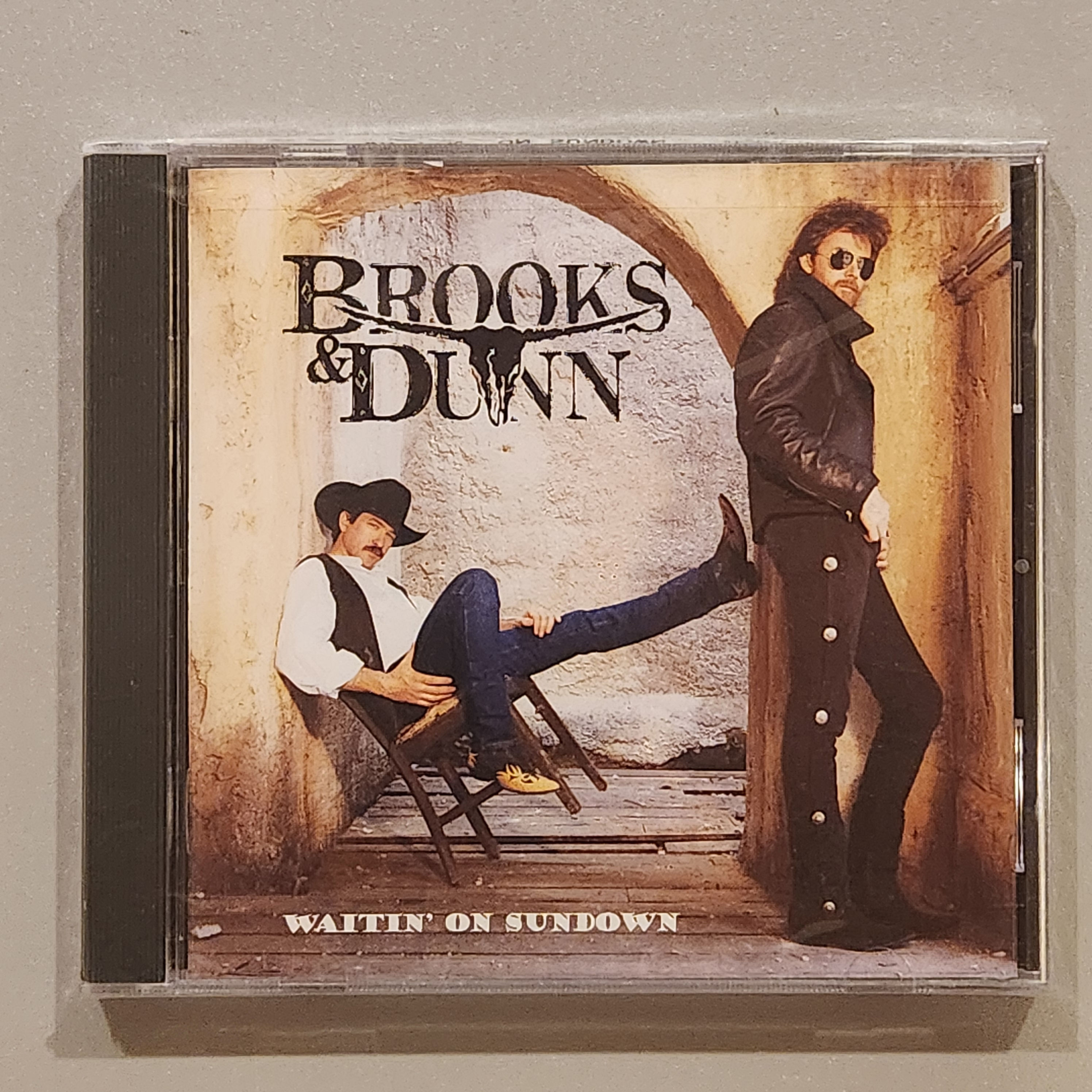 Brooks & Dunn - WAITIN' ON SUNDOWN