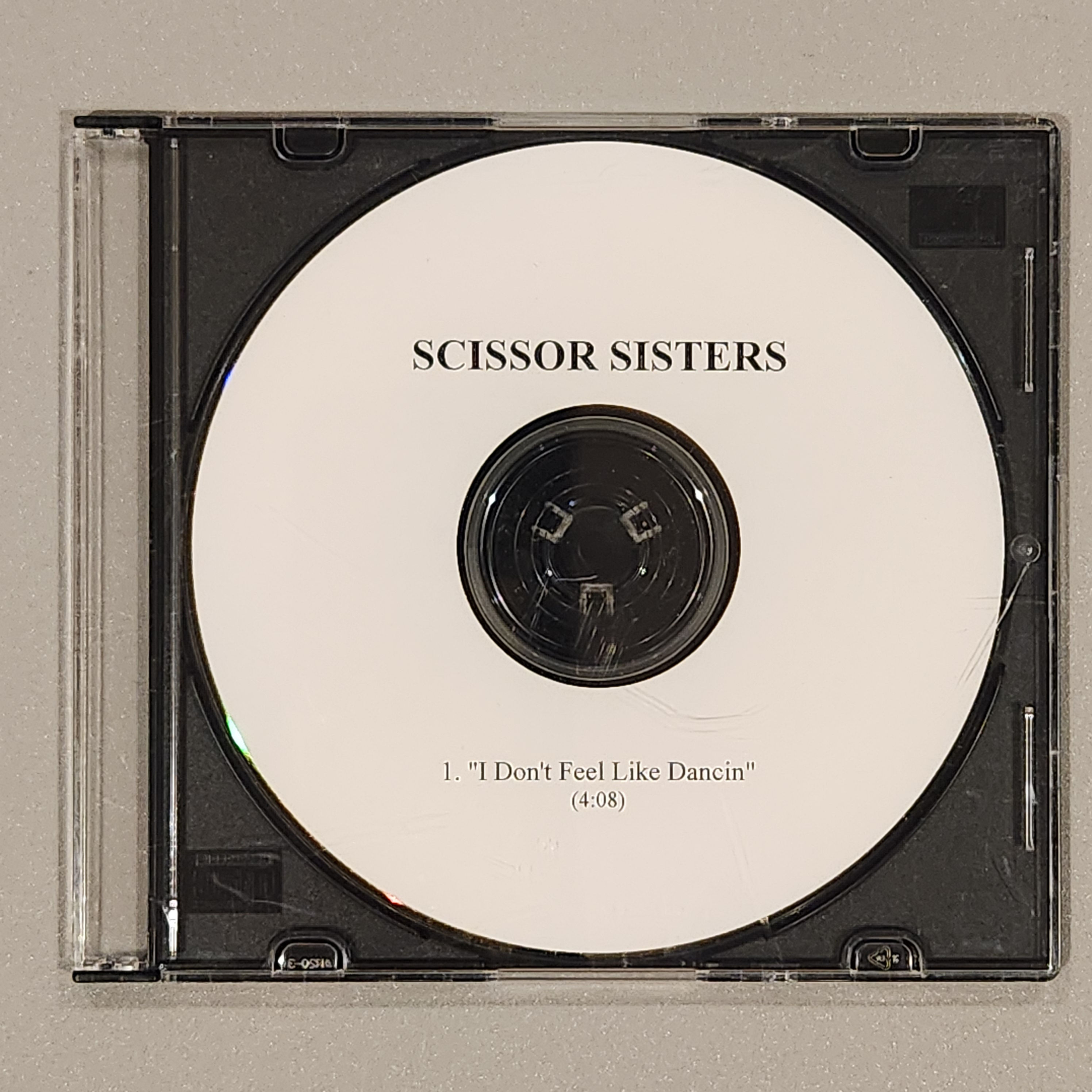 Scissor Sisters - I DON'T FEEL LIKE DANCIN'