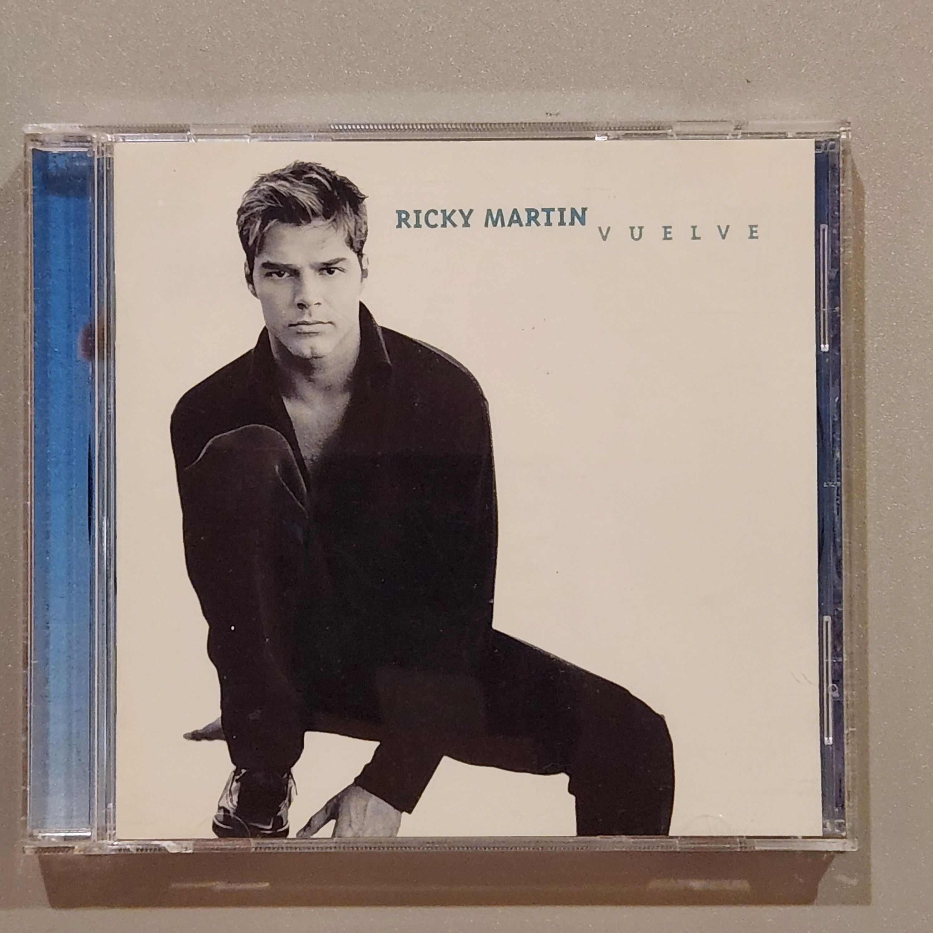 Ricky Martin - VUELVE