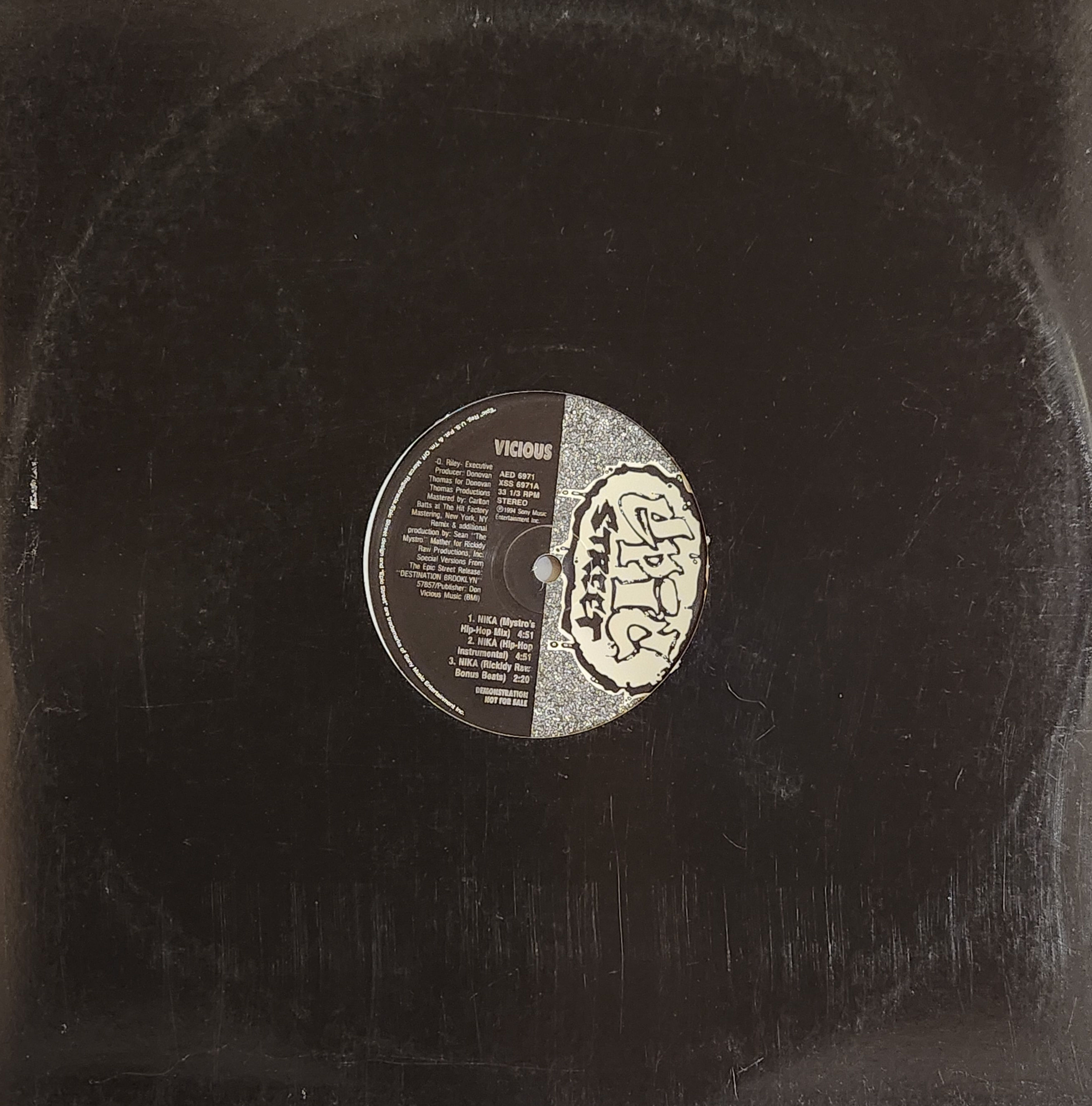 Vicious - NIKA