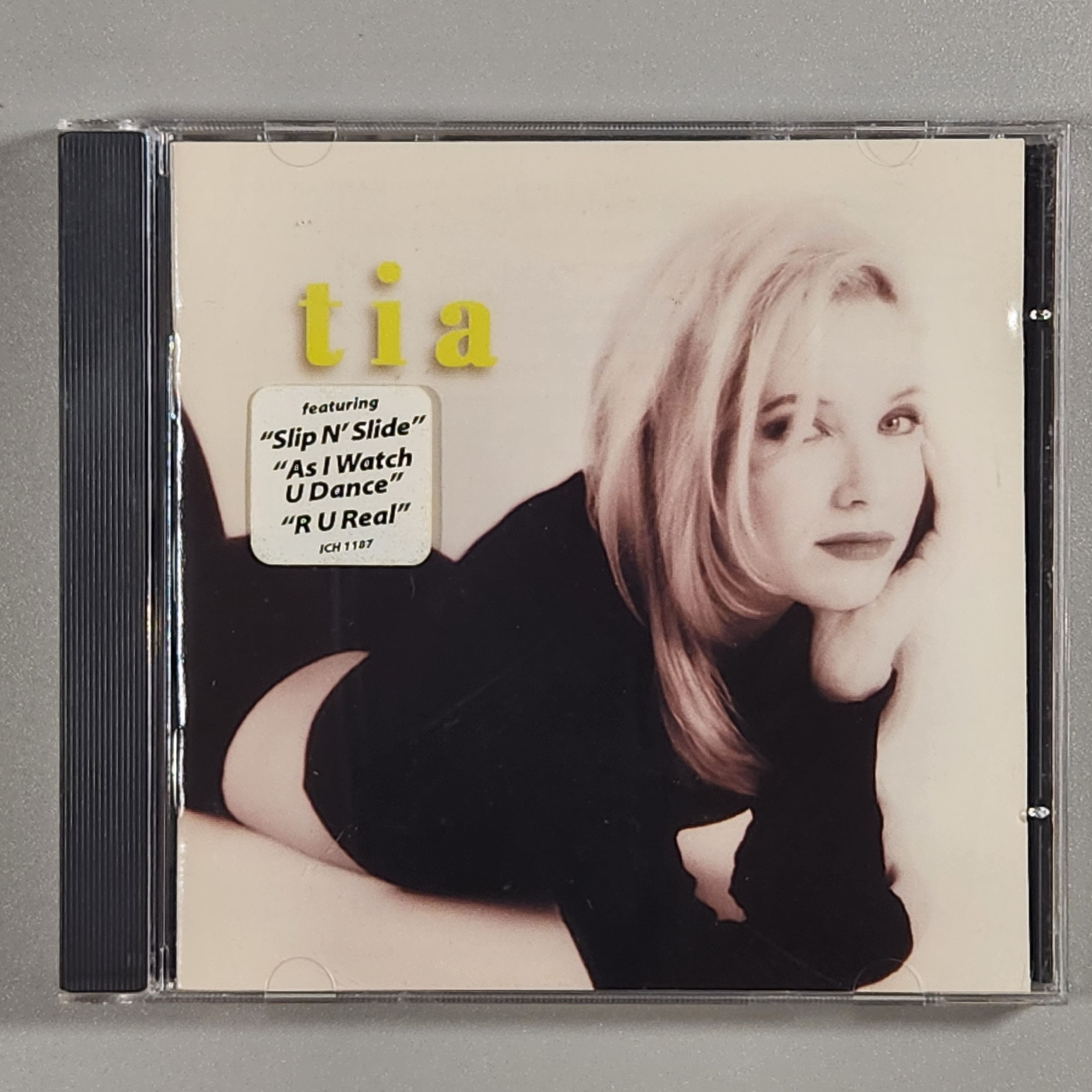 Tia - TIA