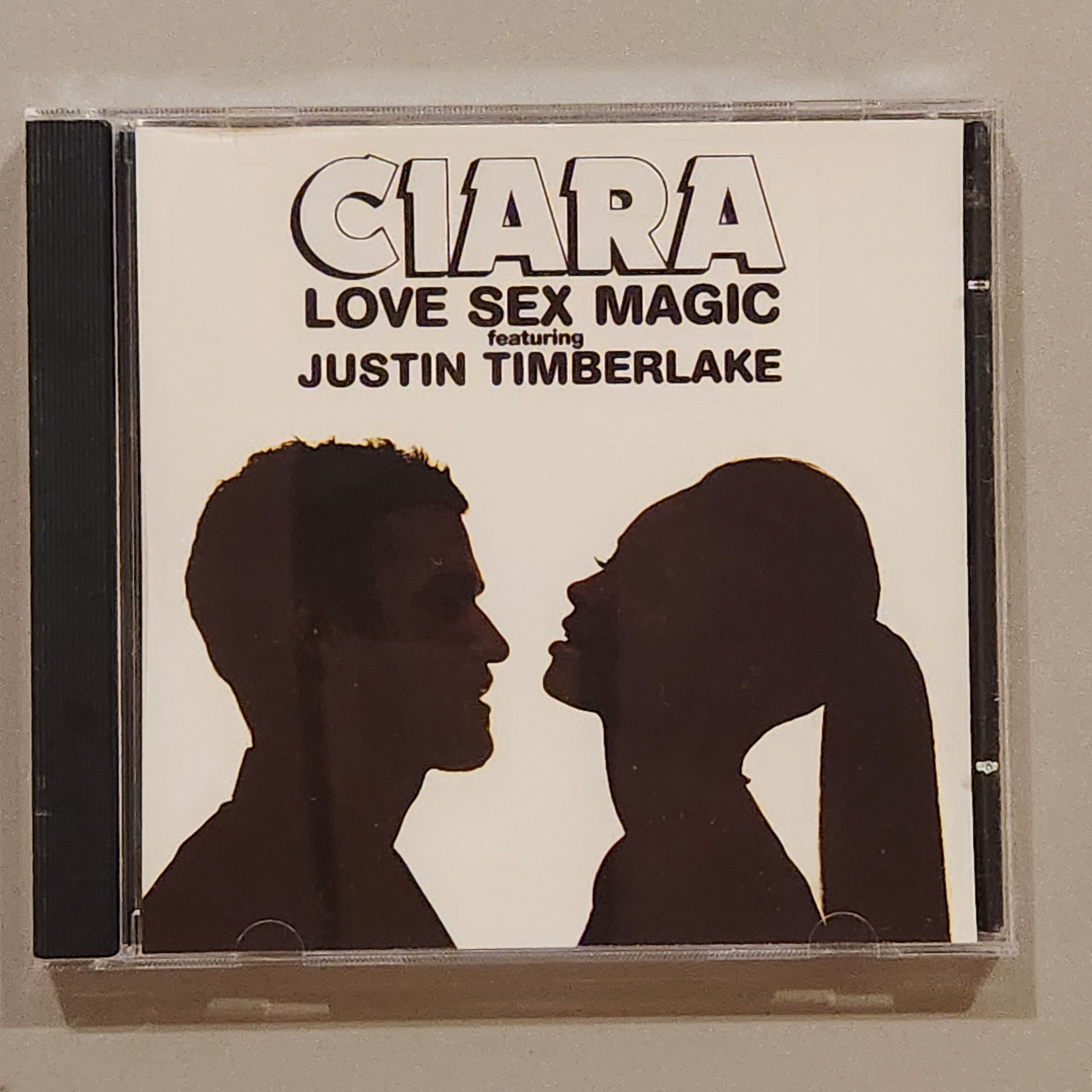 Ciara - LOVE SEX MAGIC