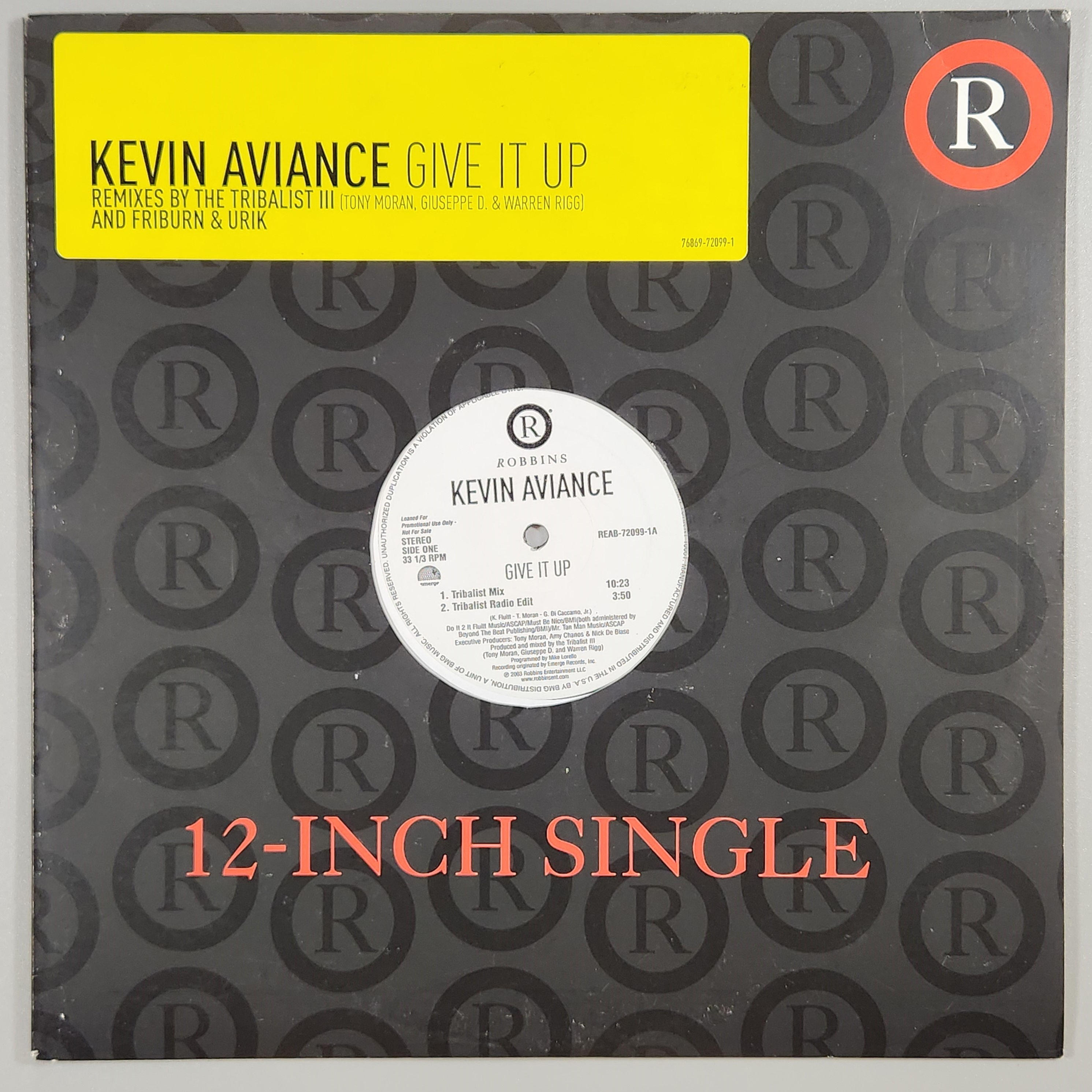 Kevin Aviance - GIVE IT UP