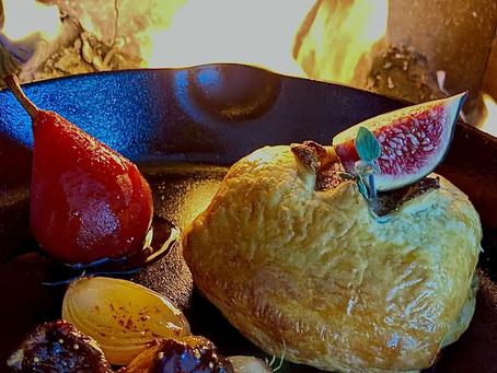 WILD BOAR WELLINGTON met in gerookte jeneverbesboter gekonfijte sjalotjes