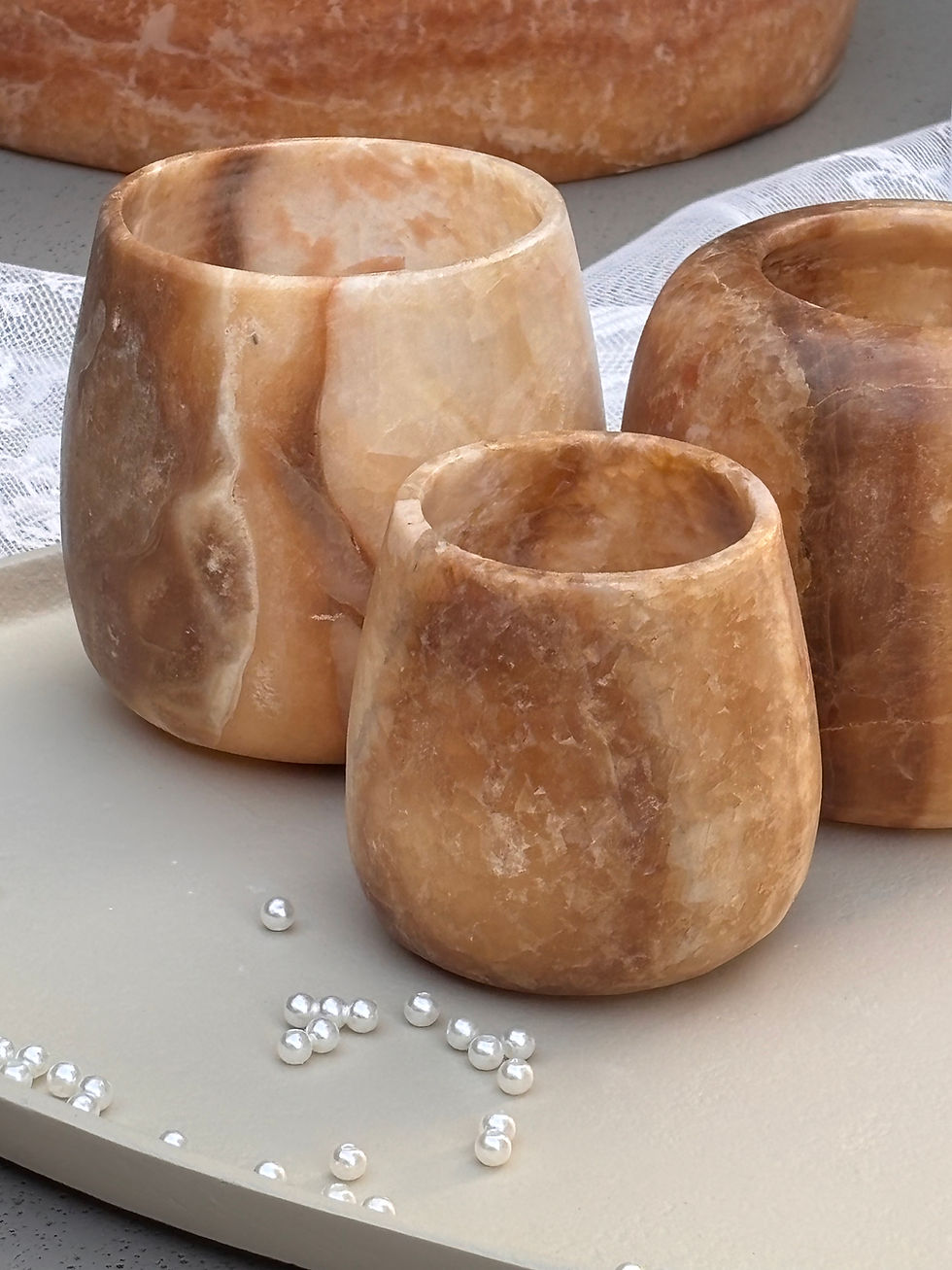 Thumbnail: Alabaster waxinelichthouder set 3. bruin “Encuentro” 