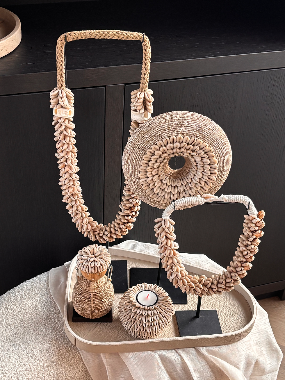 Thumbnail: Luxe schelpenketting op voet klein “creme” 