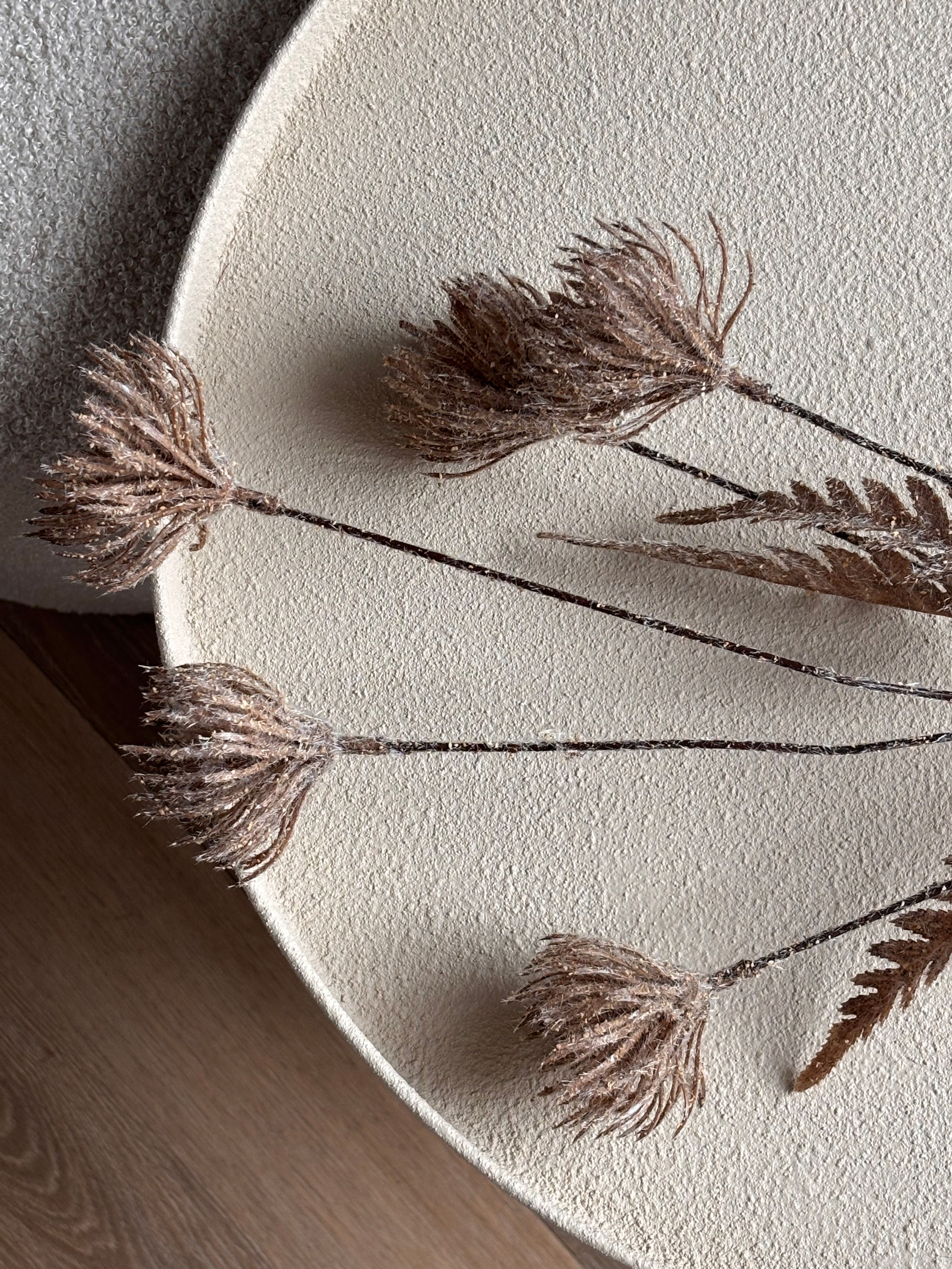Kunsttak Echinops Frosted Brown – 61 cm