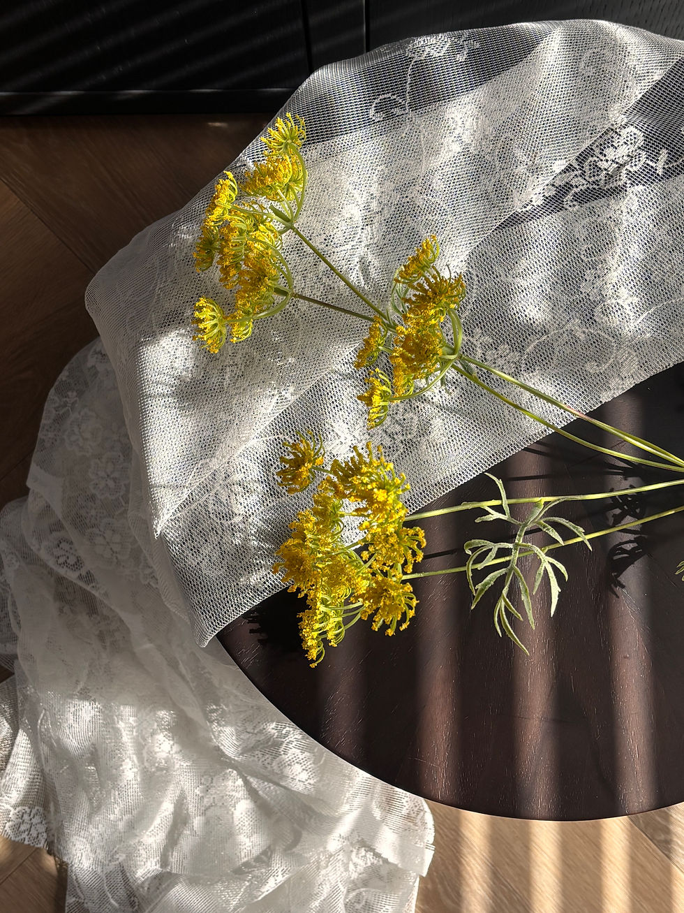 Thumbnail: Kunsttak Dille geel (80 cm) 