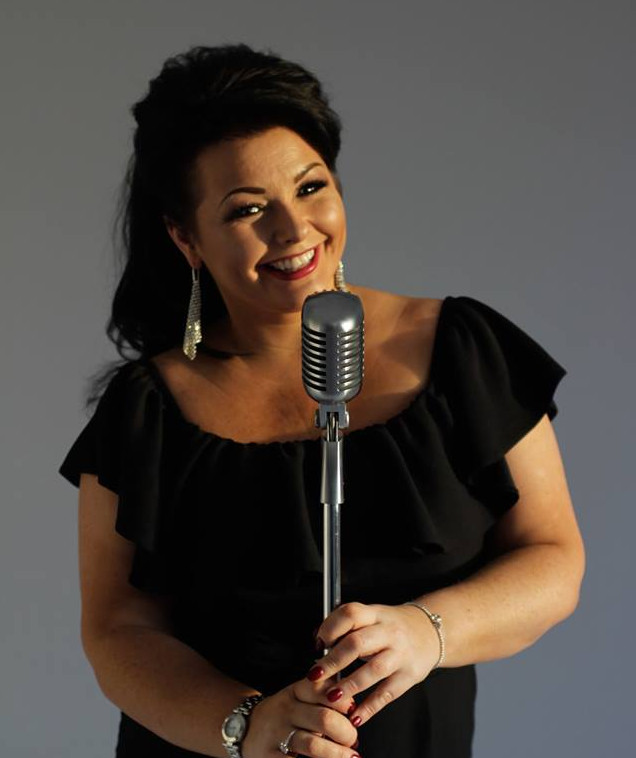 Hire Scarlet Hart | Emkay Entertainments Agency | Get A Quote Now