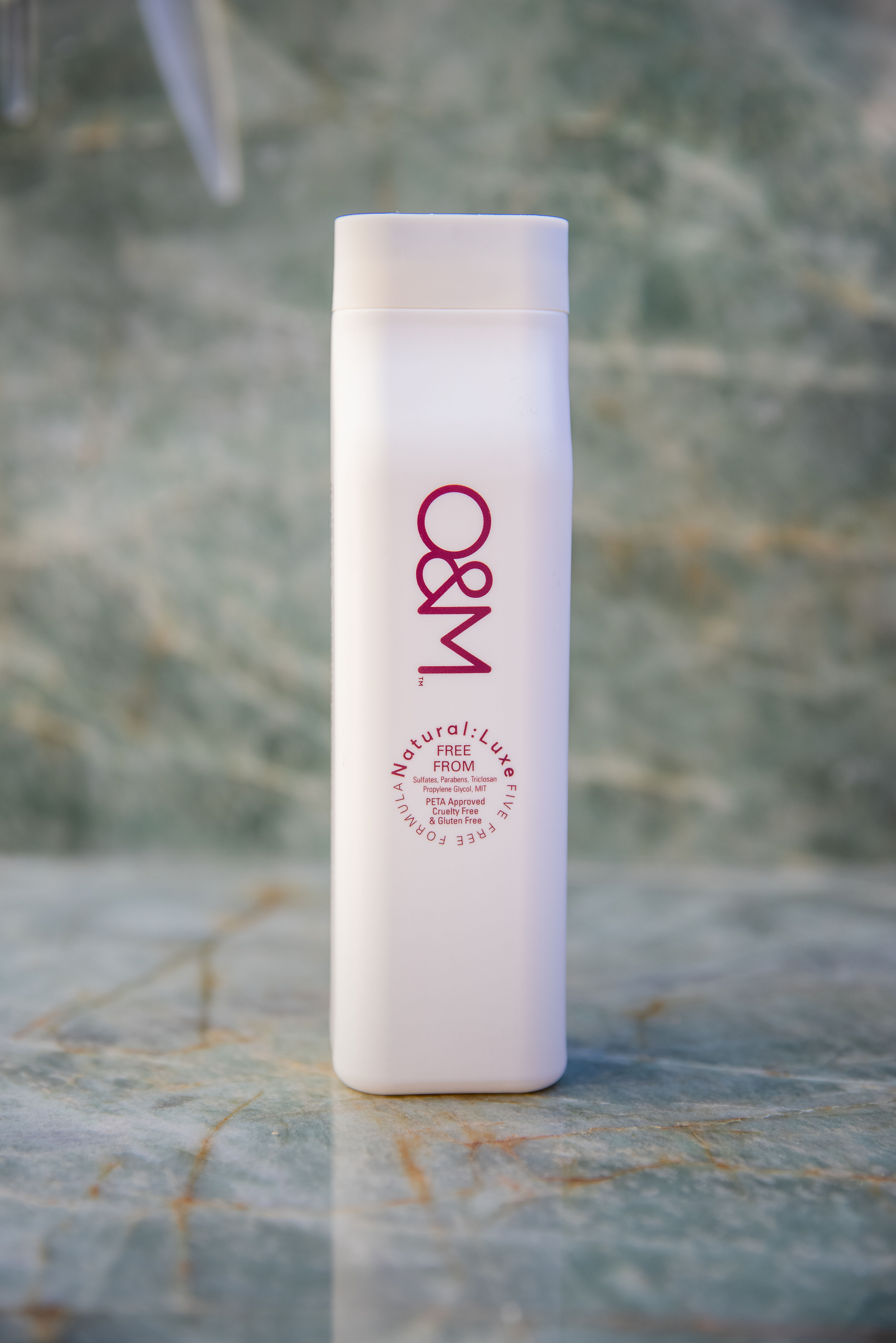 HYDRATE & CONQUER SHAMPOO 350ML