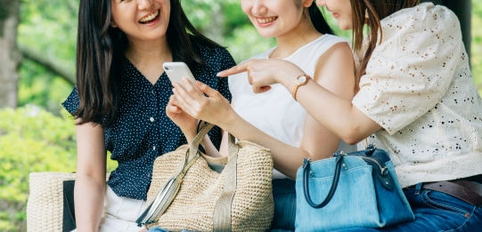 【2025】ホーチミン旅行中に使える無料の翻訳アプリ3選！ベトナム語を読み取れるカメラ・音声翻訳機能の使い方もご紹介