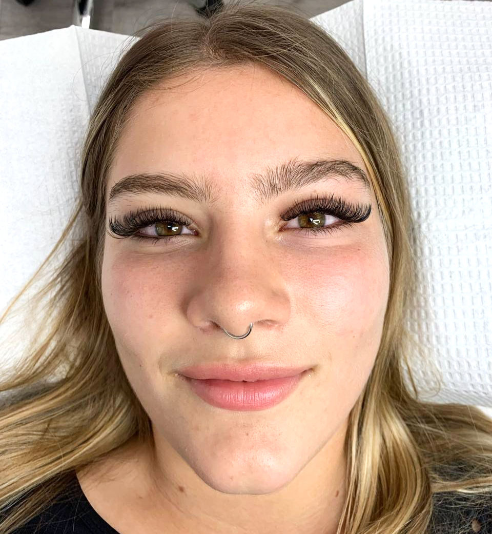 Hybrid Lashes