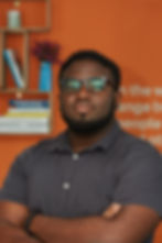 Desmond Headshot.jpg